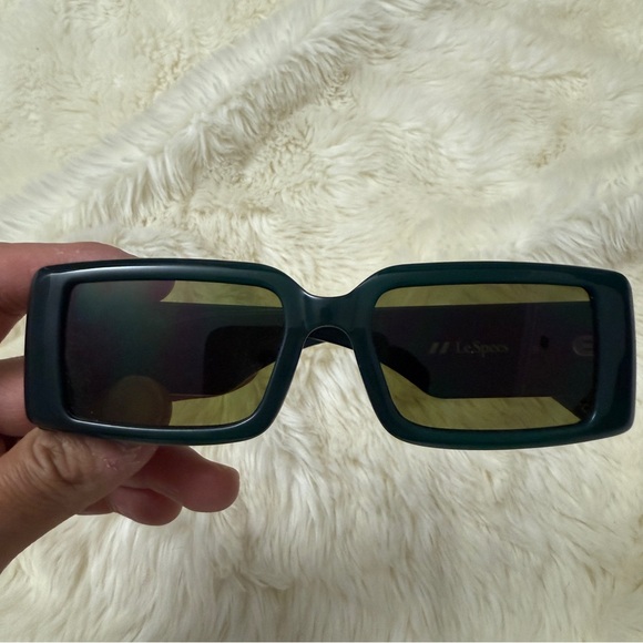 Le Specs Green Rectangular Sunglasses main image 4